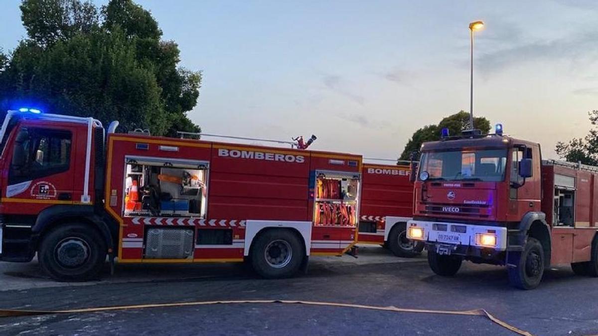 Un hombre de 66 años pierde la vida tras volcar su vehículo en Argallón